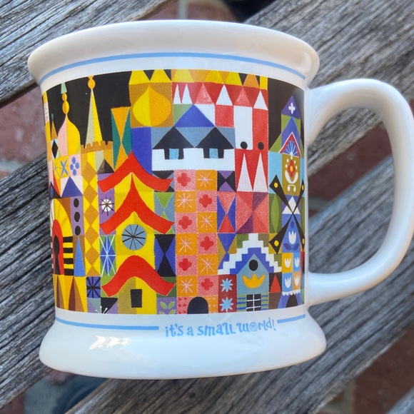 Disney it’s a small world Colorful Geometric Mug - Picture 1 of 6